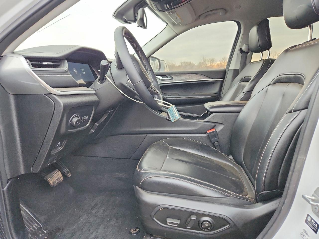 2023 JEEP GRAND CHEROKEE L LIMITED photo 19