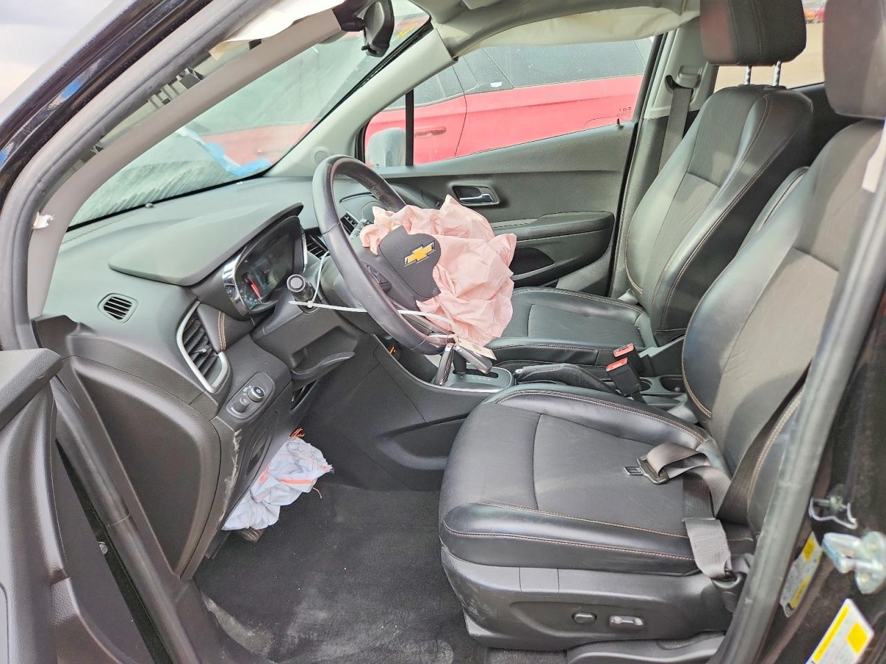 2022 CHEVROLET TRAX 1LT photo 13