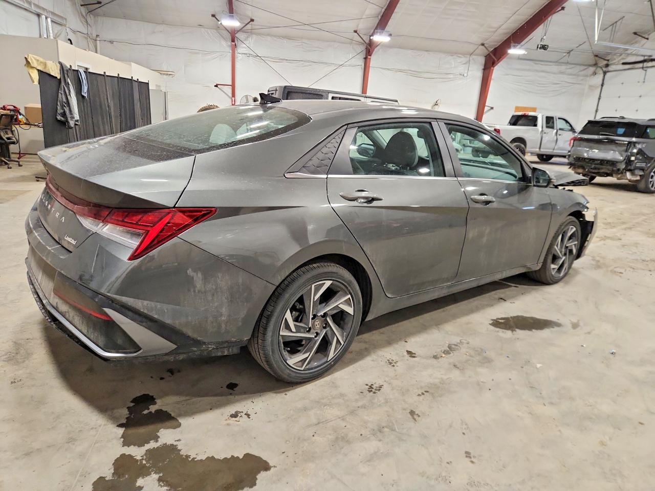 2025 HYUNDAI ELANTRA LIMITED photo 3