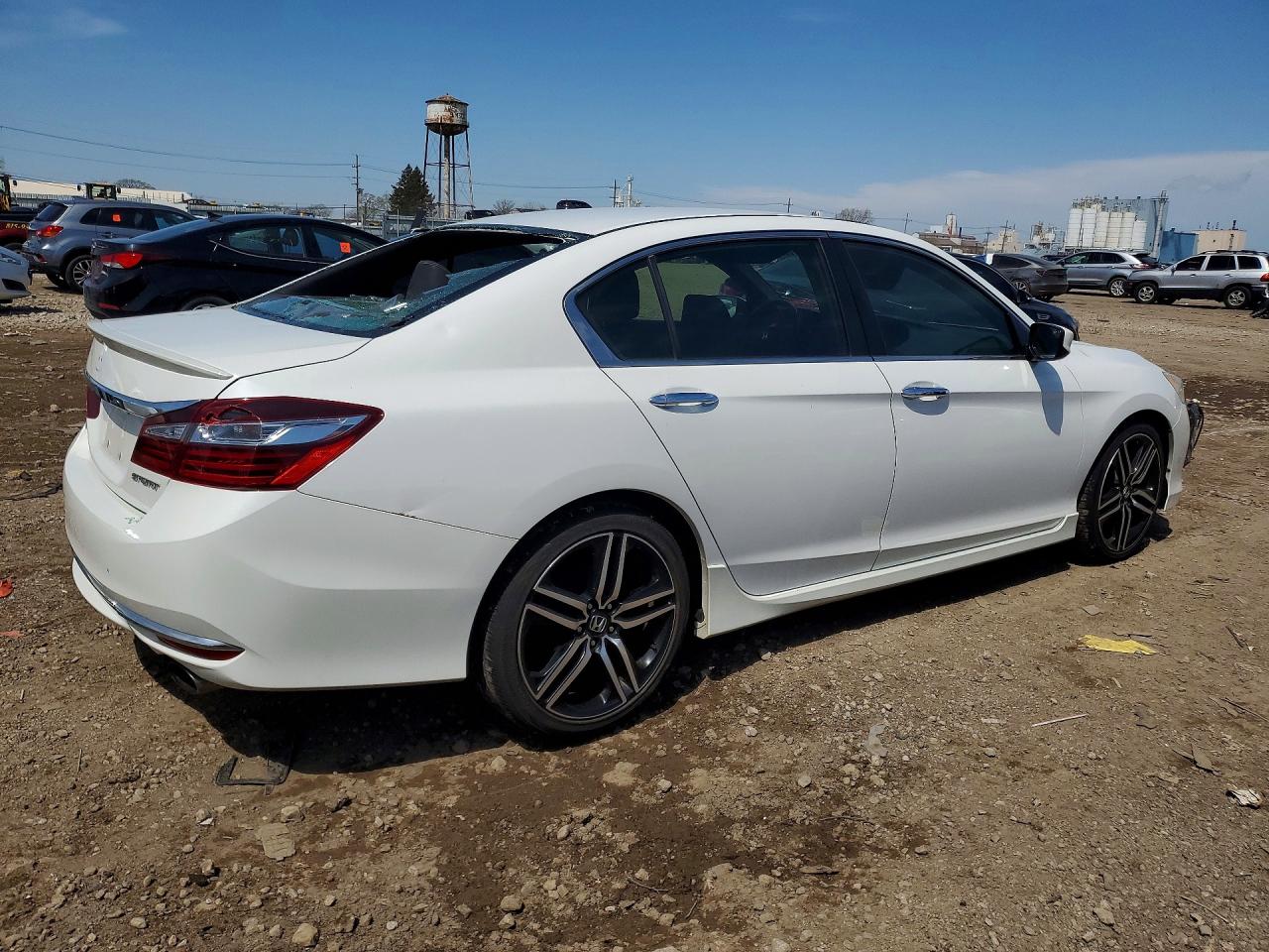 2016 HONDA ACCORD SPORT photo 5