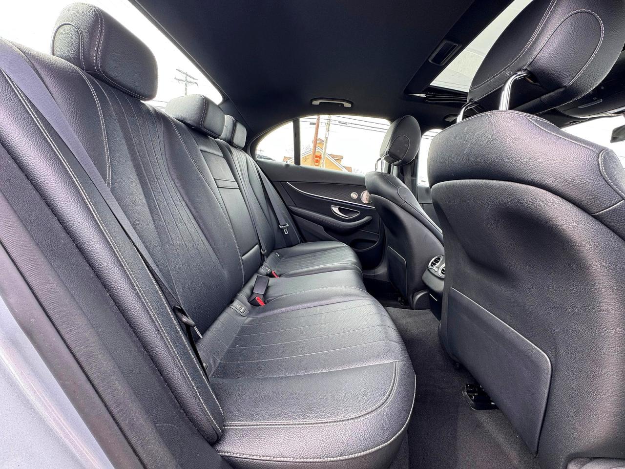 2022 MERCEDES-BENZ E 350 photo 16
