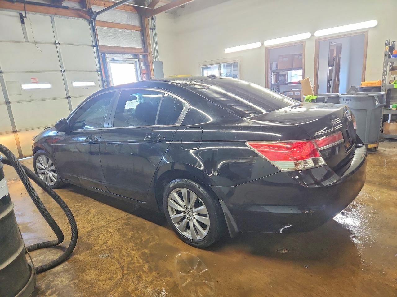 2011 HONDA ACCORD EXL photo 3