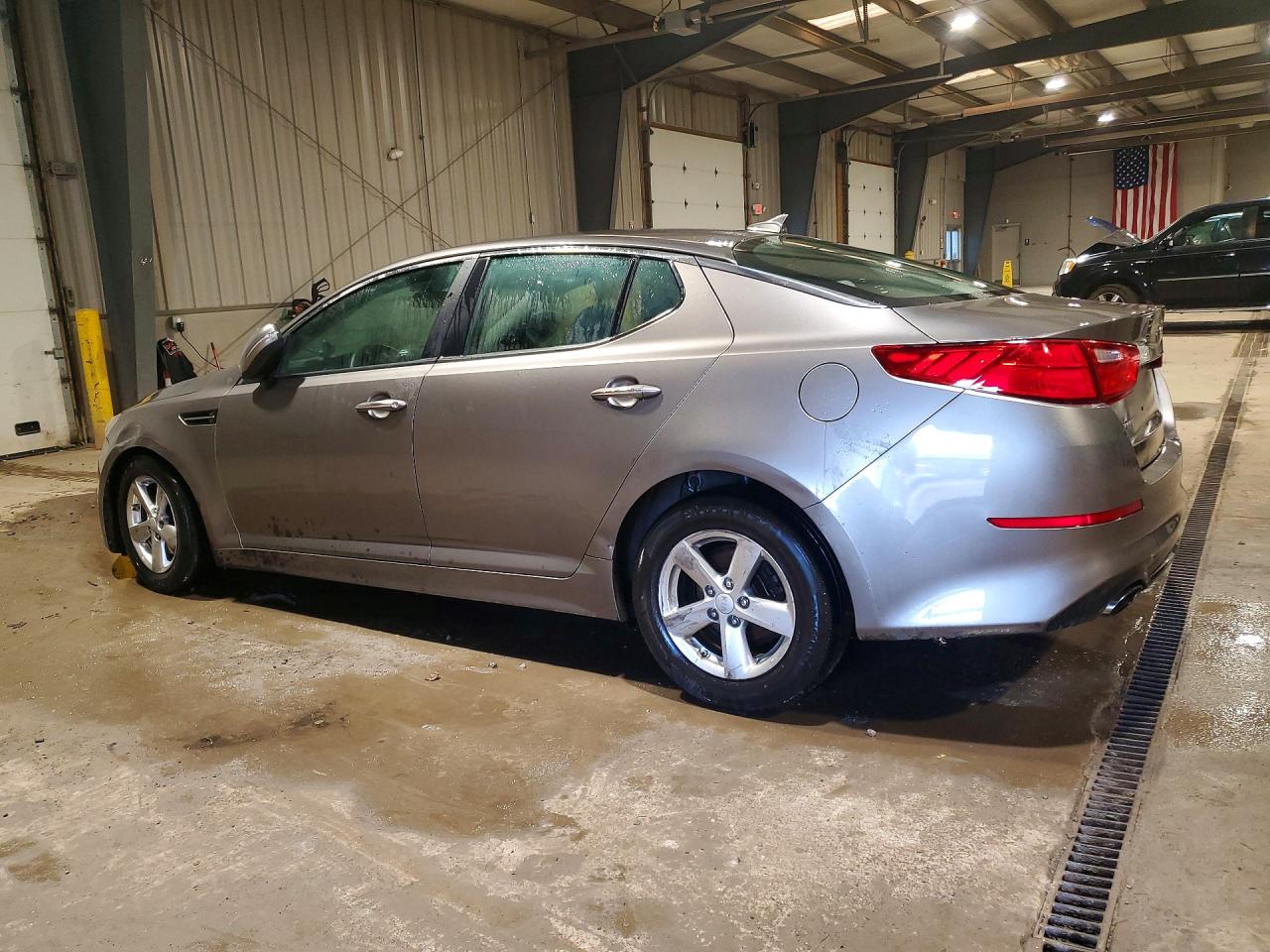 2015 KIA OPTIMA LX photo 3