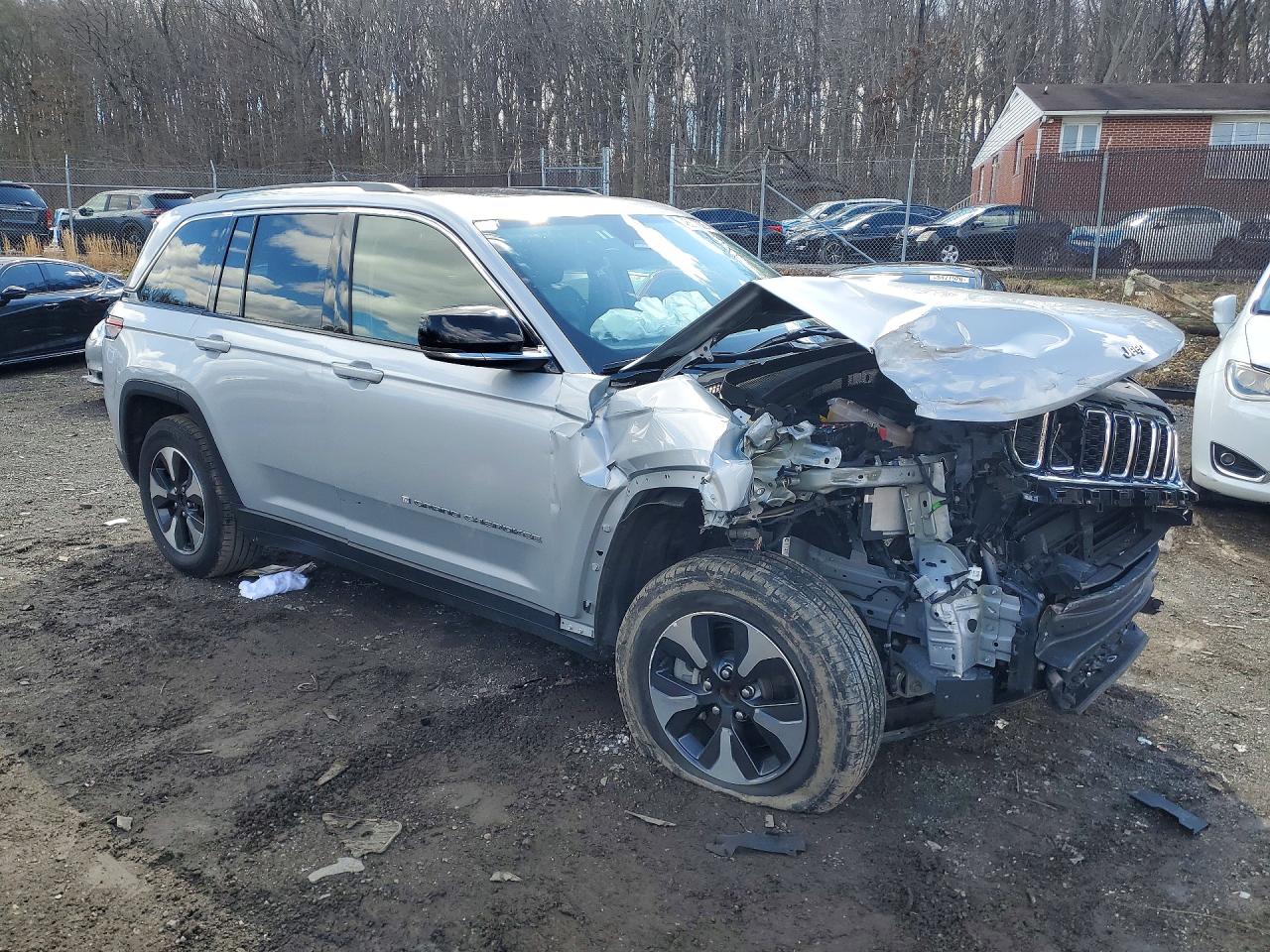 2023 JEEP GRAND CHEROKEE LIMITED 4XE photo 10