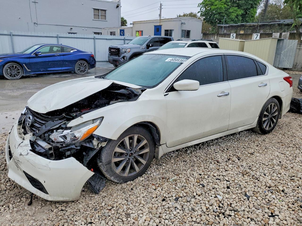 2017 NISSAN ALTIMA