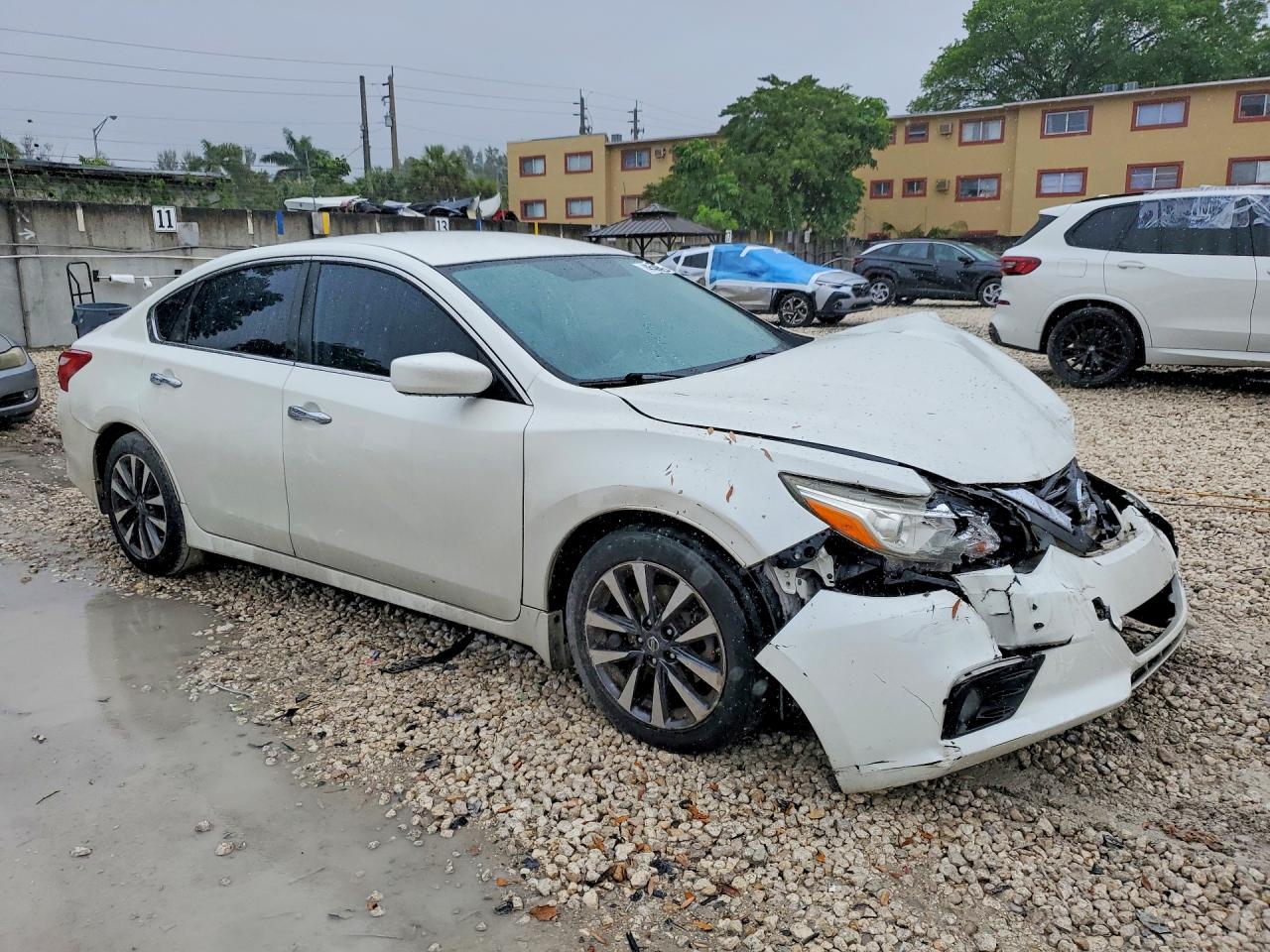 2017 NISSAN ALTIMA 2.5 SV photo 7