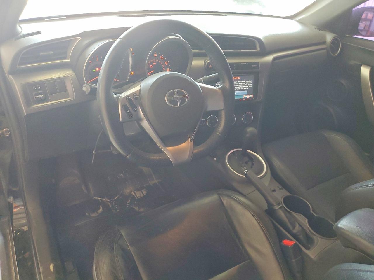 2014 TOYOTA SCION photo 22