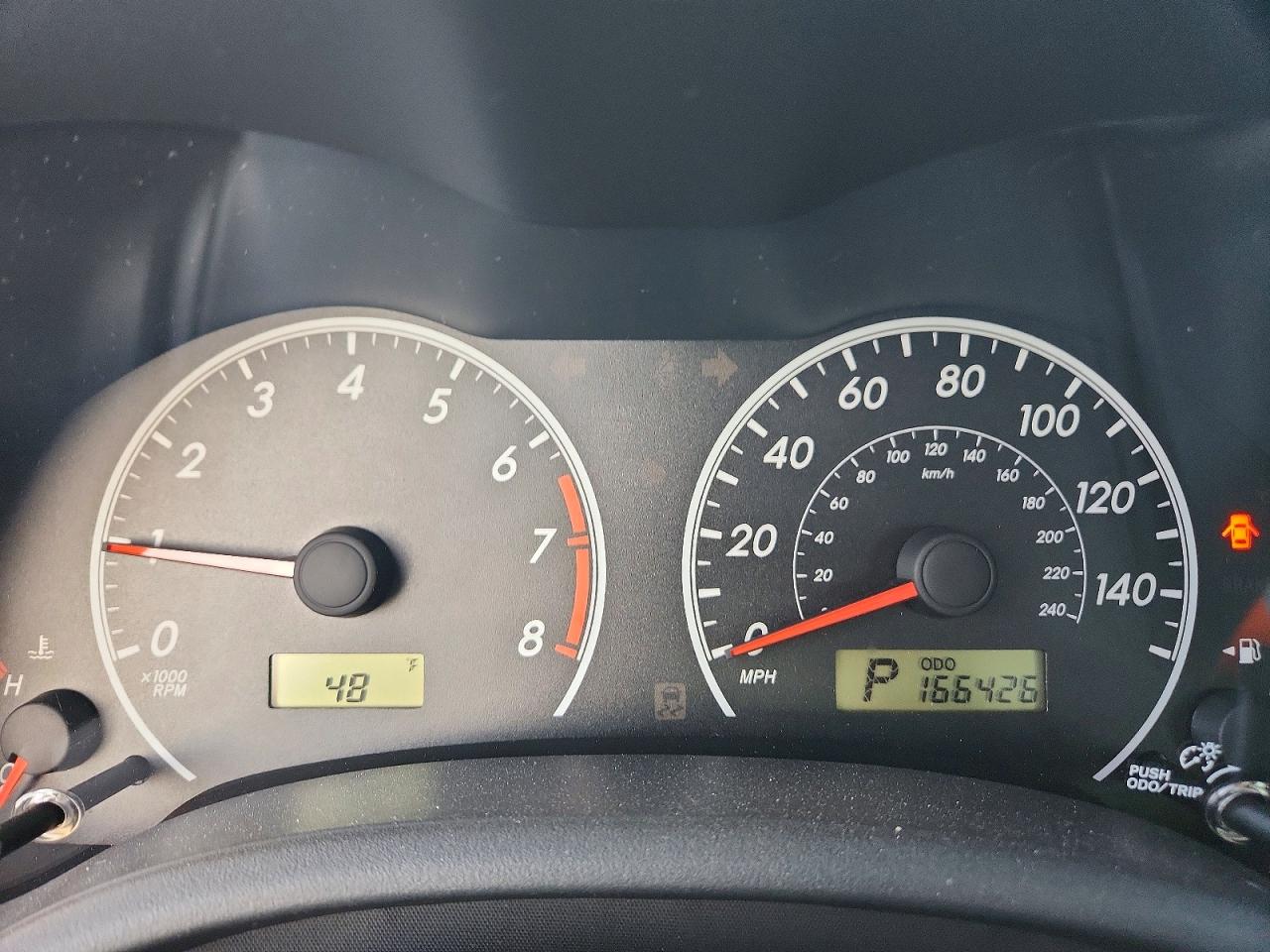 2013 TOYOTA COROLLA LE photo 25