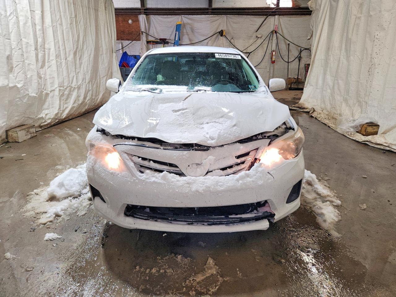 2013 TOYOTA COROLLA LE photo 13