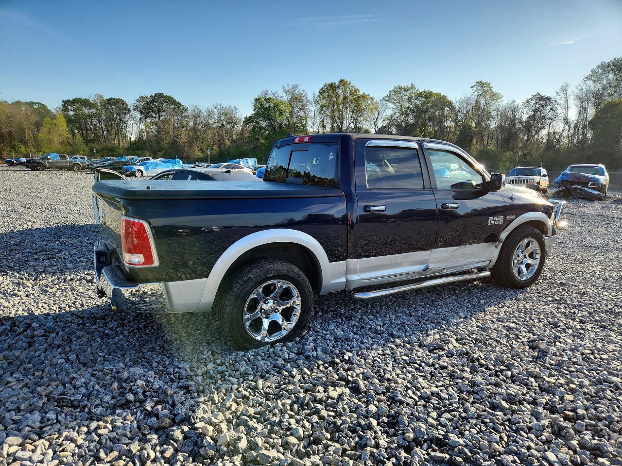 2013 RAM 1500 LARAMIE photo 5