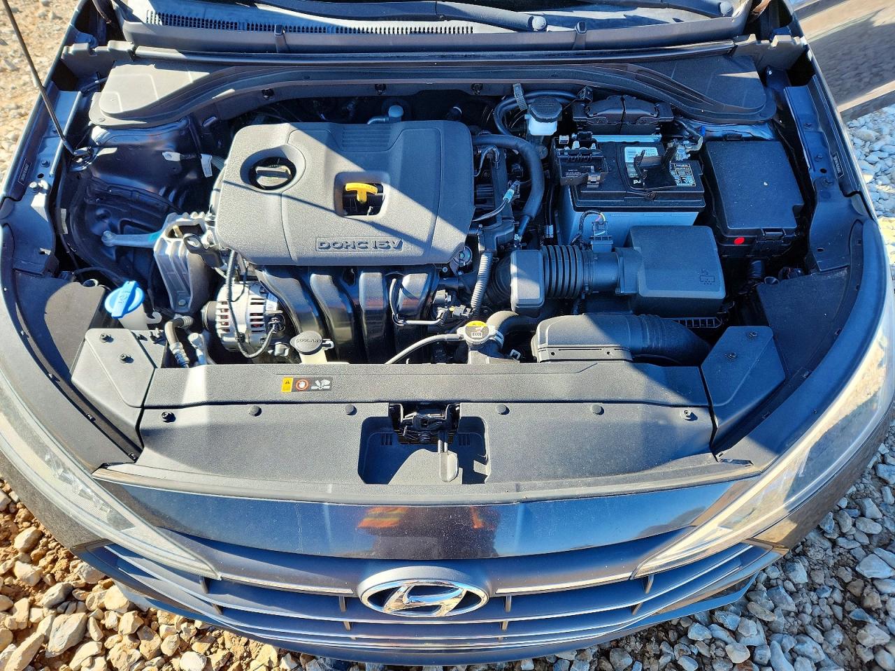2020 HYUNDAI ELANTRA SEL photo 11