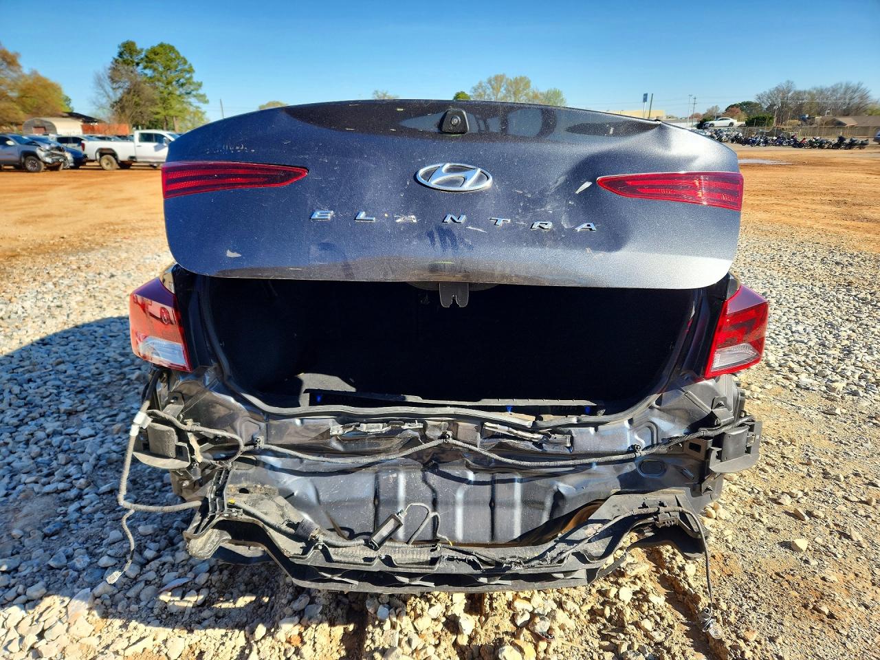 2020 HYUNDAI ELANTRA SEL photo 6