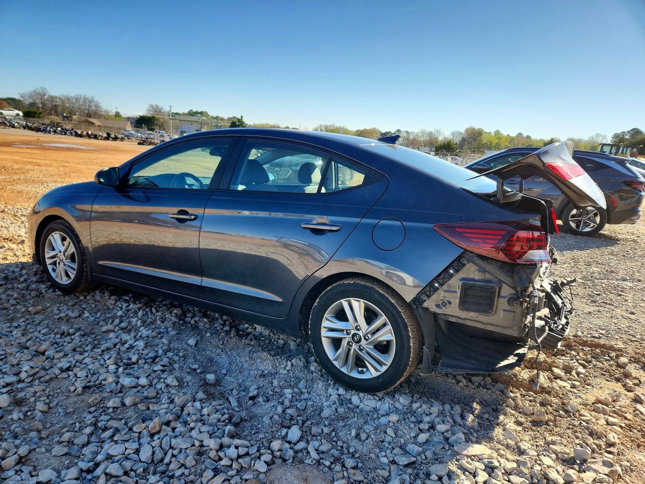2020 HYUNDAI ELANTRA SEL photo 2