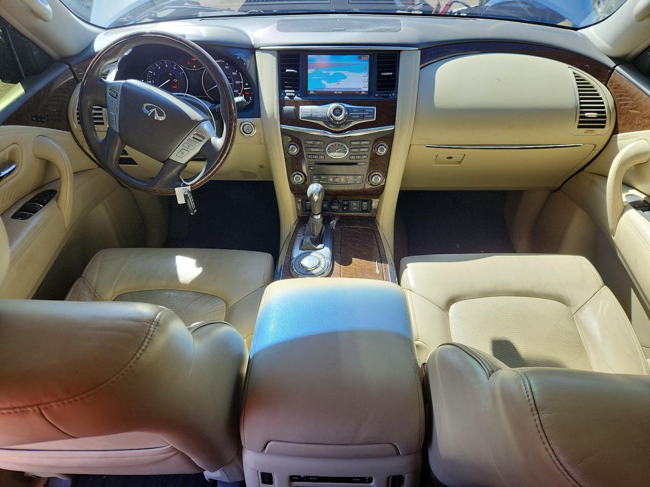 2017 INFINITI QX80 BASE photo 8