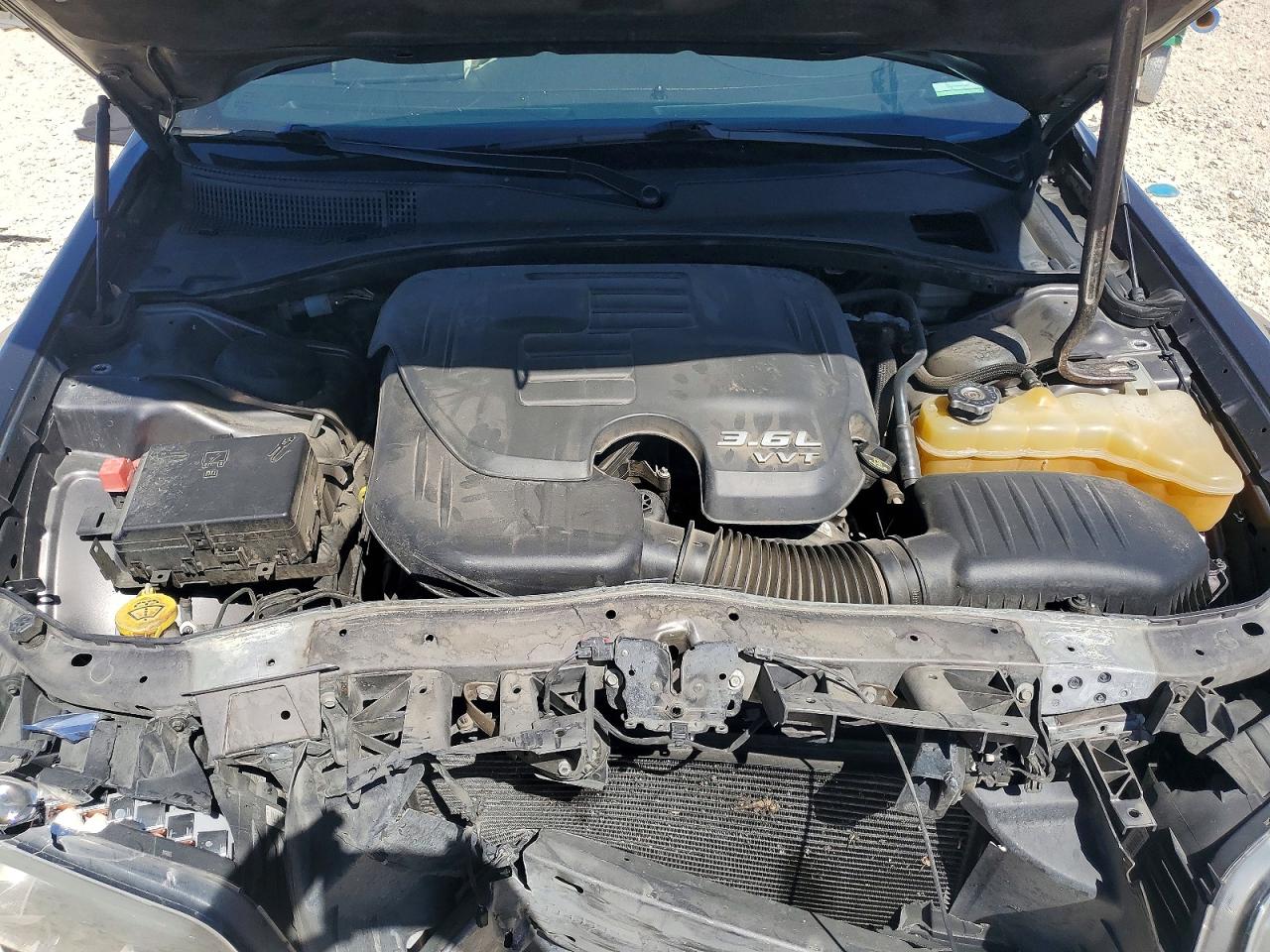 2015 CHRYSLER 300 S photo 11