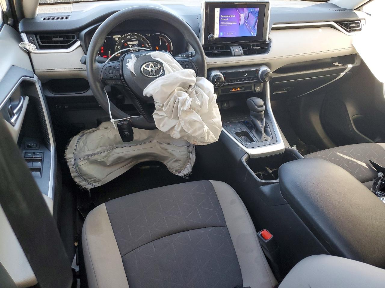 2025 TOYOTA RAV4 XLE photo 15