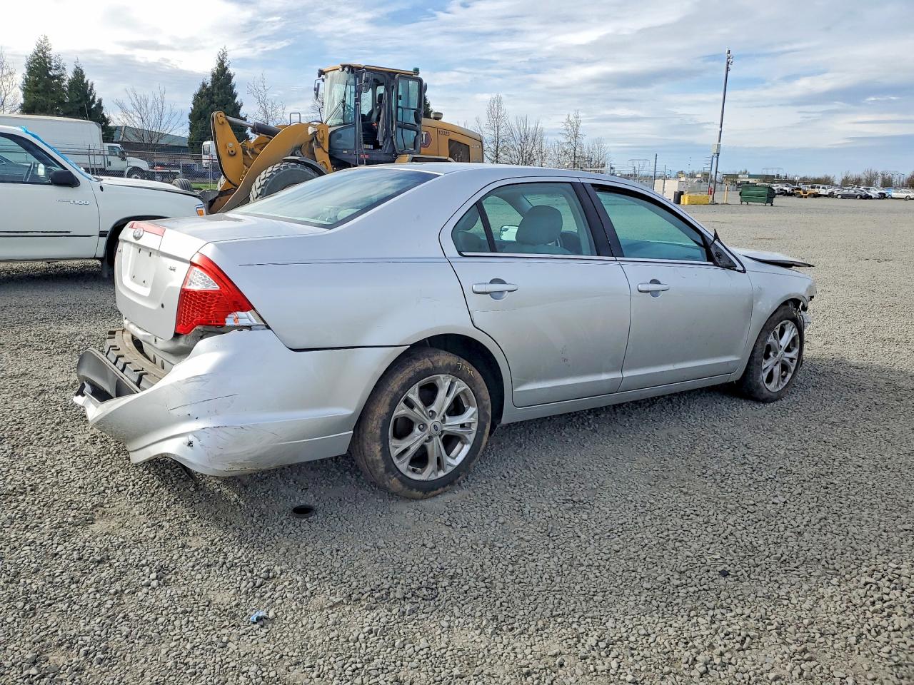 2012 FORD FUSION SE photo 3