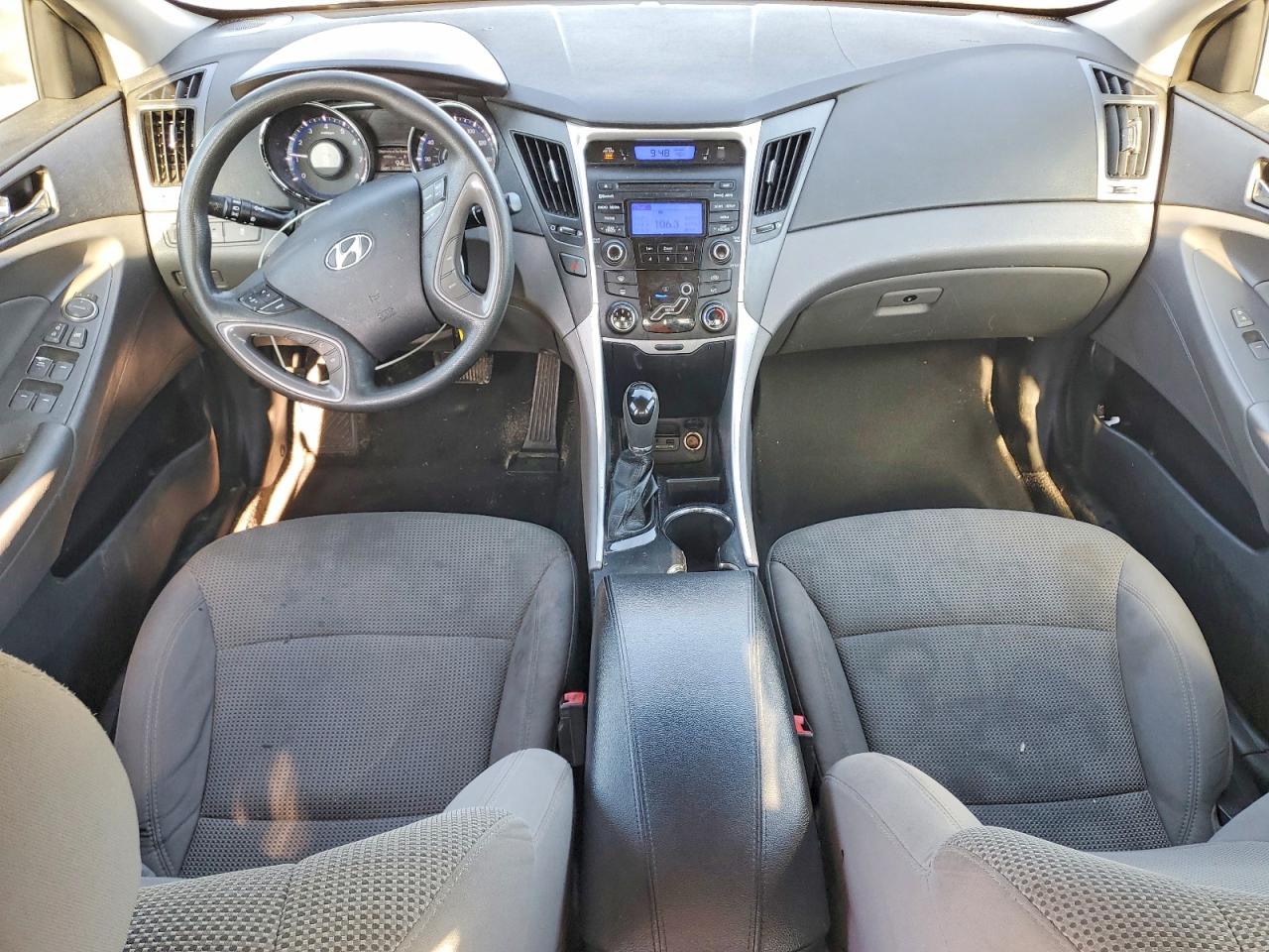 2013 HYUNDAI SONATA GLS photo 22
