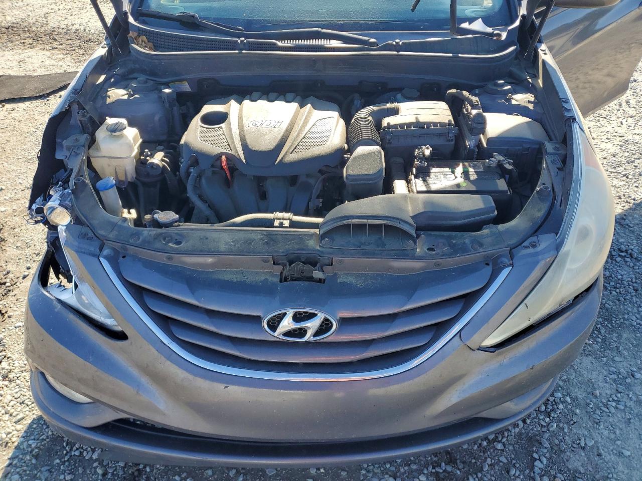 2013 HYUNDAI SONATA GLS photo 31