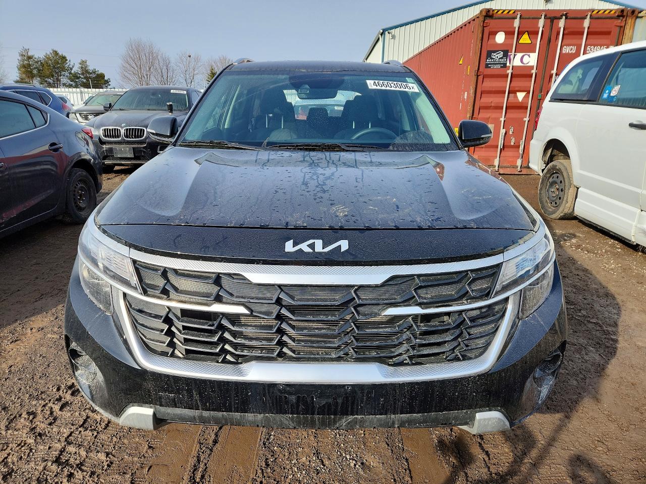 2025 KIA SELTOS photo 5
