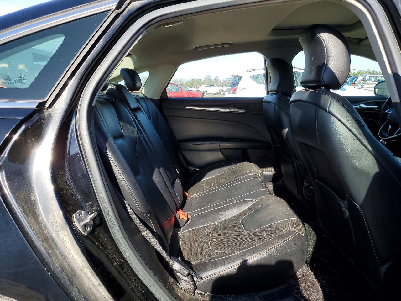 2017 FORD FUSION TITANIUM PHEV photo 37