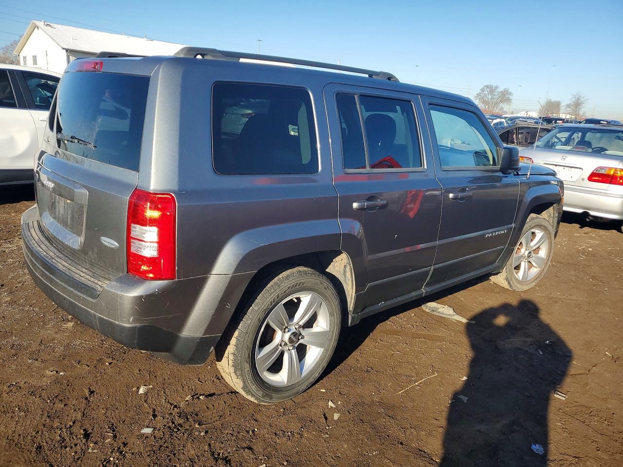 2012 JEEP PATRIOT LATITUDE photo 3