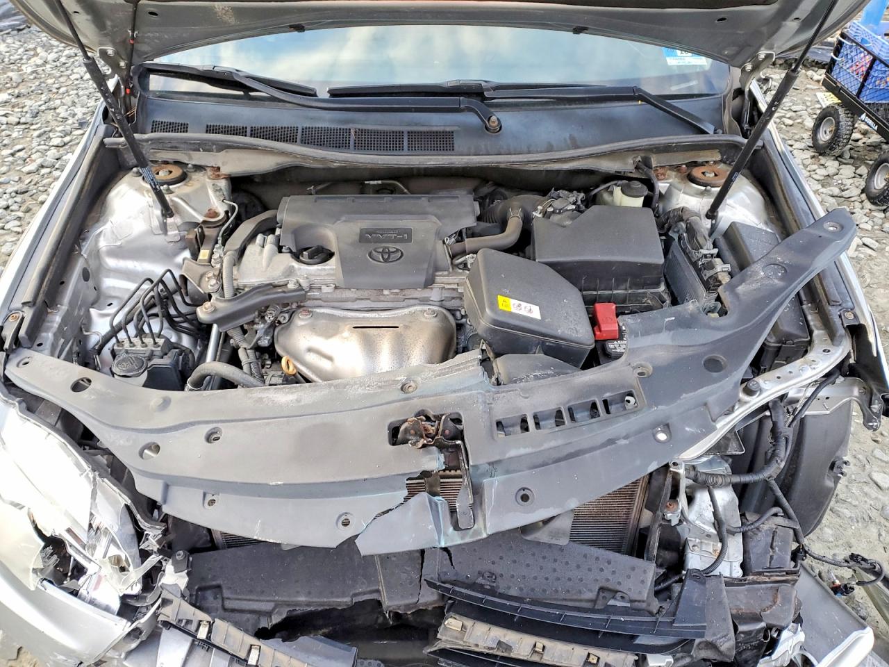 2017 TOYOTA CAMRY SE photo 11