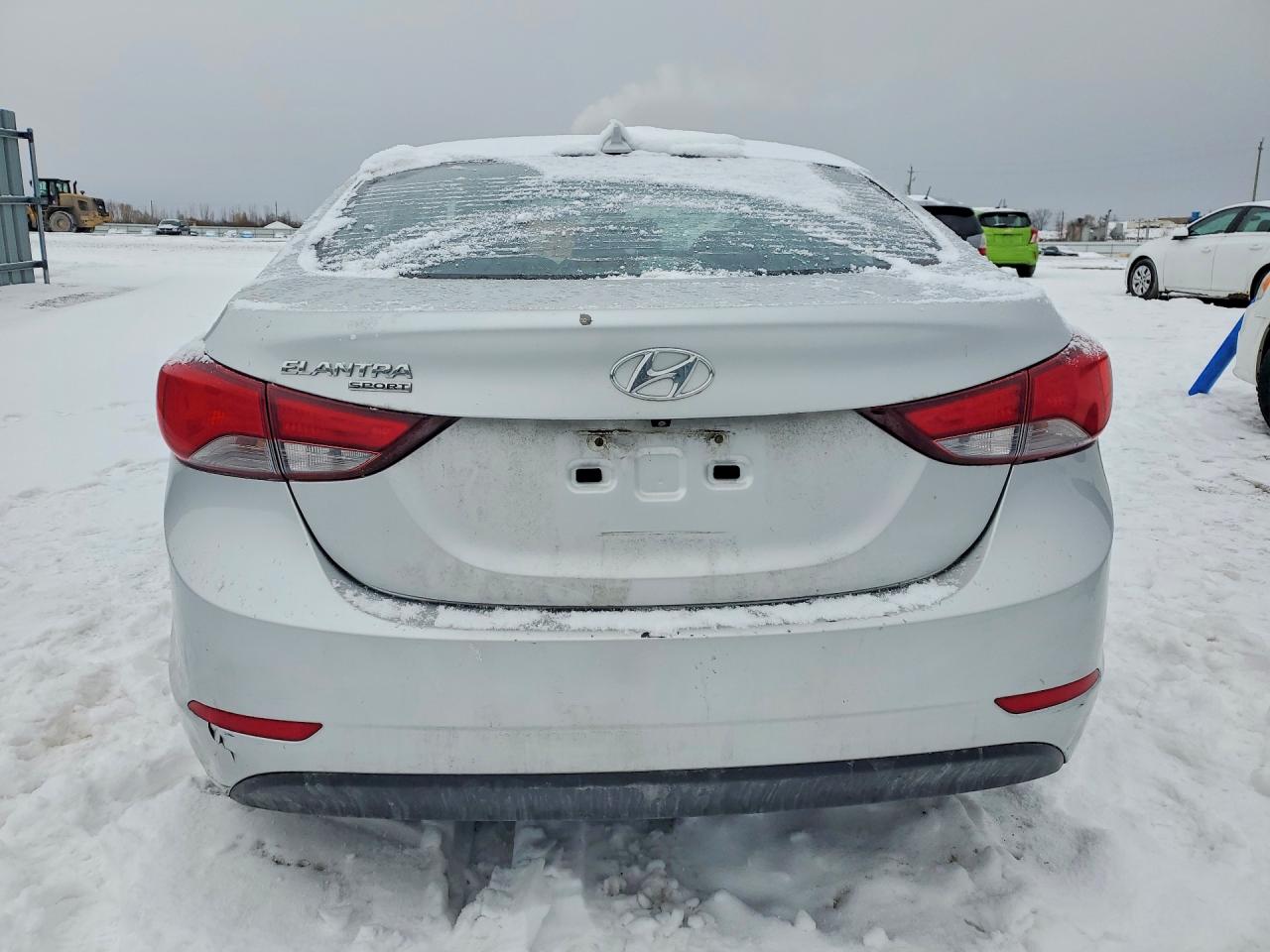 2016 HYUNDAI ELANTRA SE photo 6