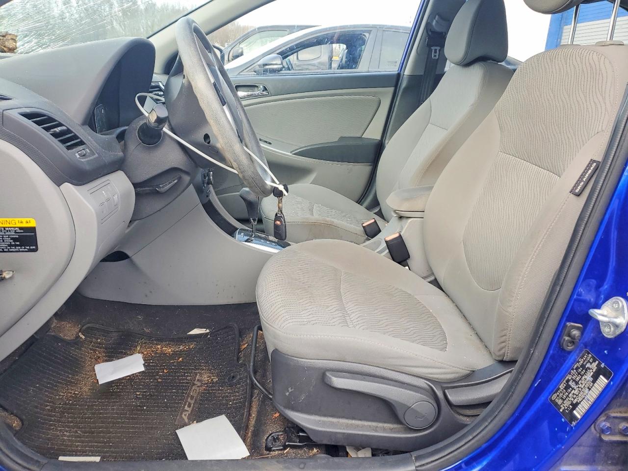 2014 HYUNDAI ACCENT GLS photo 13