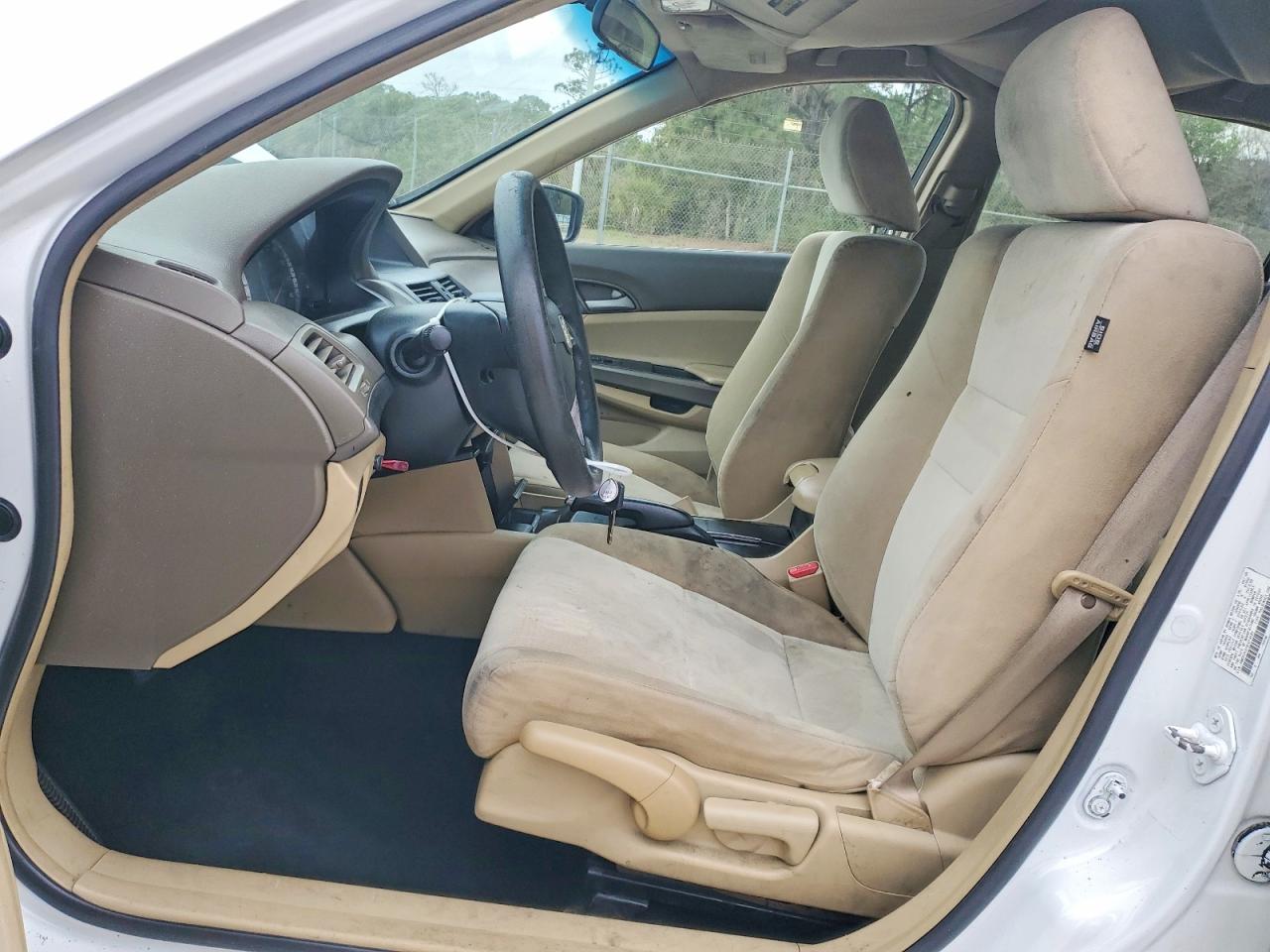 2008 HONDA ACCORD LX photo 13
