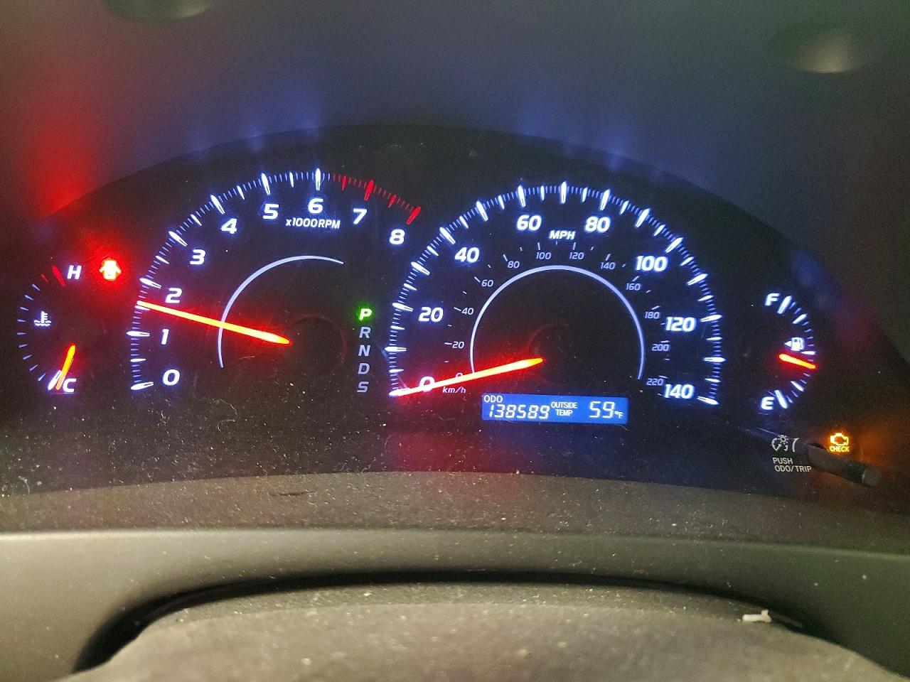 2011 TOYOTA CAMRY LE photo 17