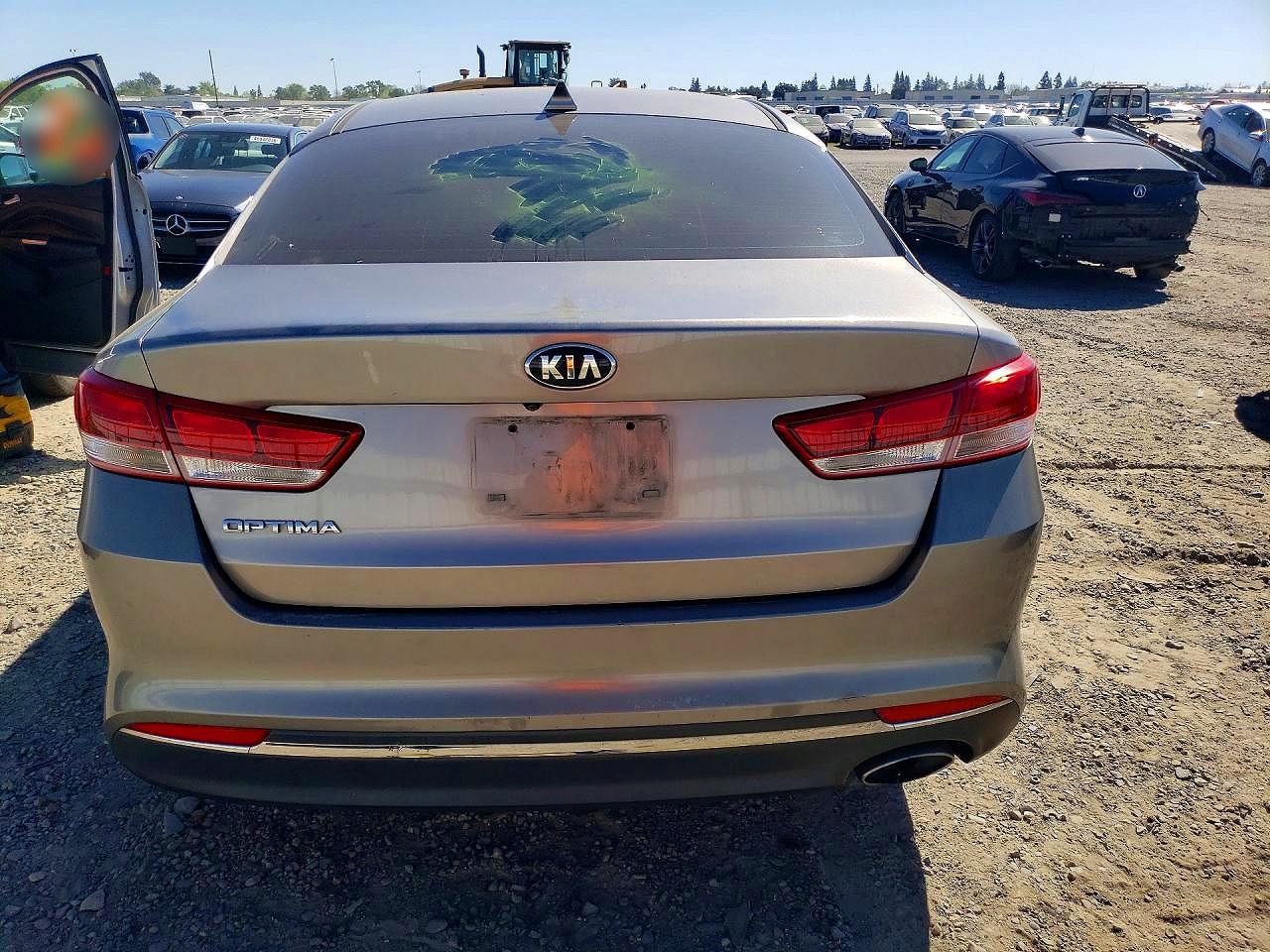 2016 KIA OPTIMA LX photo 16