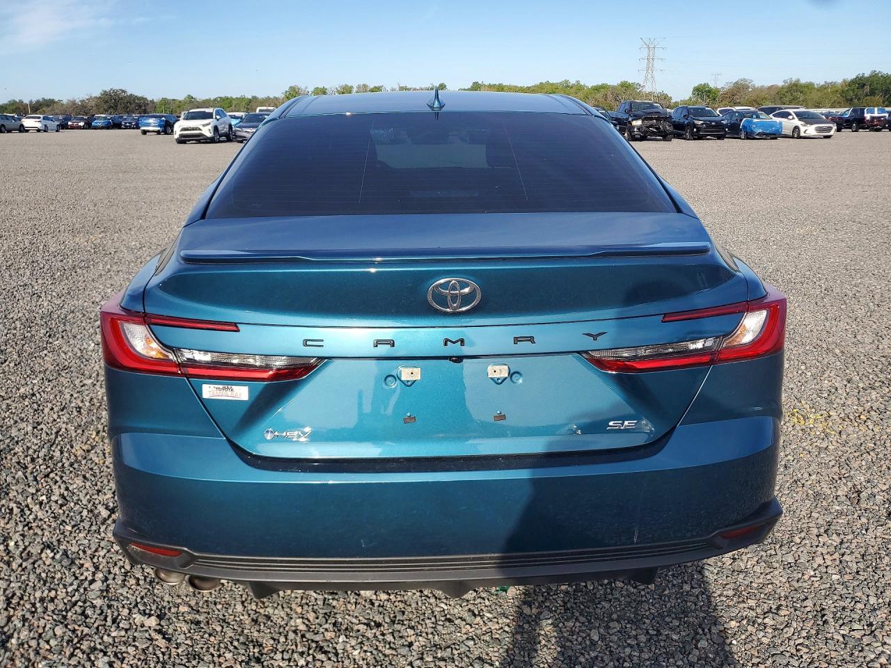 2025 TOYOTA CAMRY SE photo 11