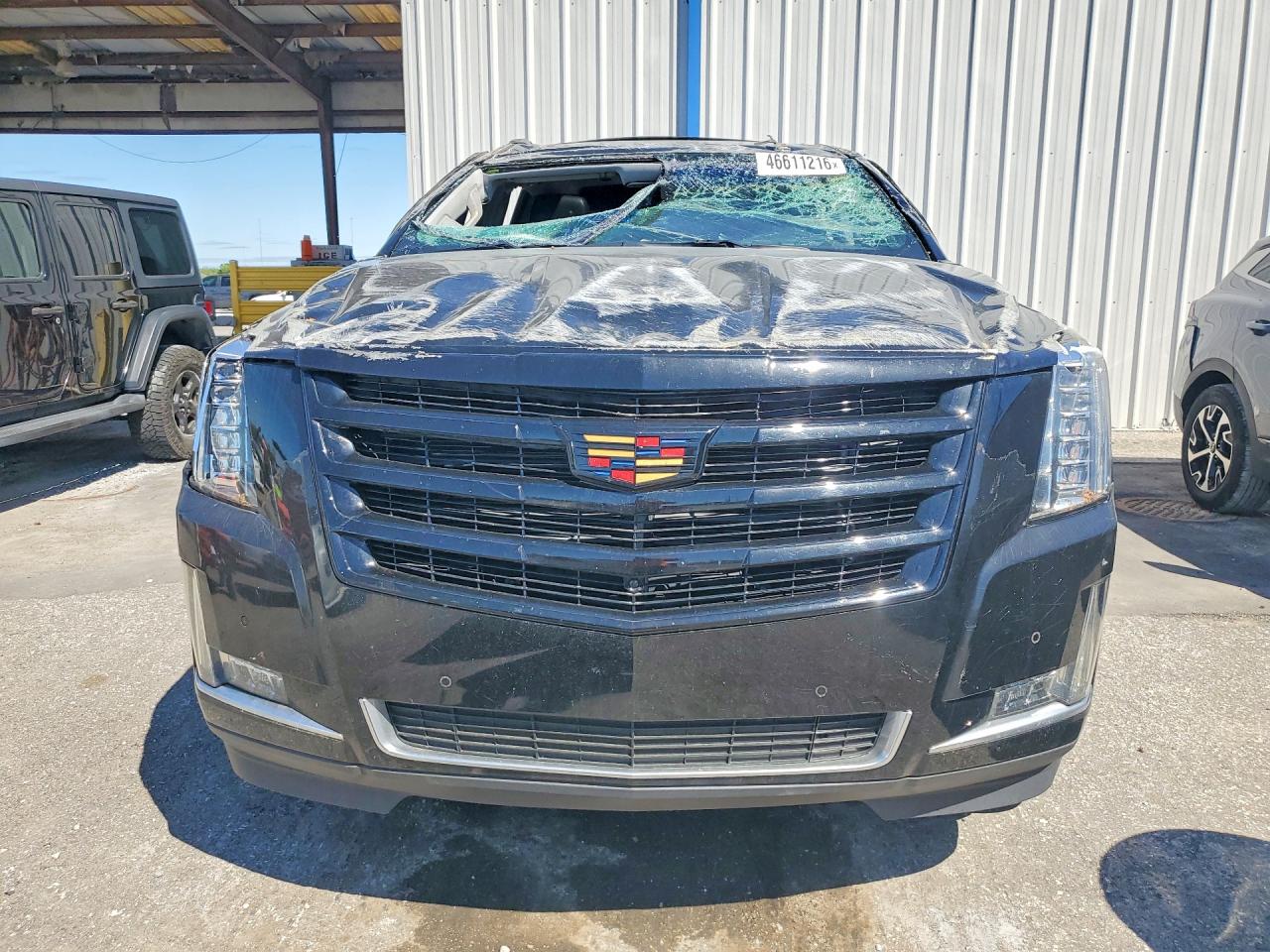 2016 CADILLAC ESCALADE LUXURY photo 13