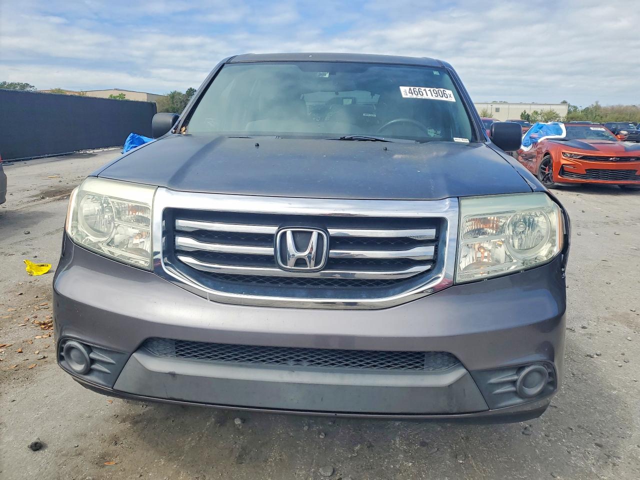2015 HONDA PILOT LX photo 13