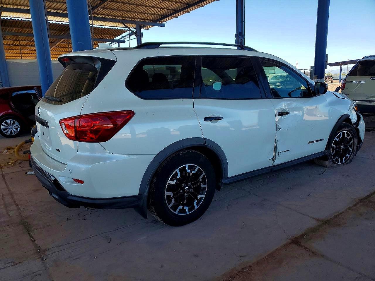 2020 NISSAN PATHFINDER SV photo 3