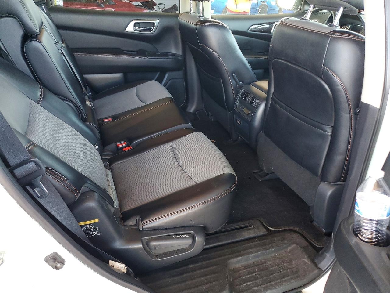 2020 NISSAN PATHFINDER SV photo 11