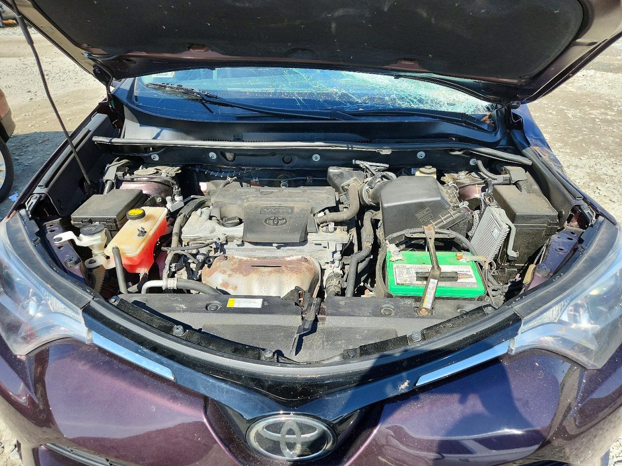 2018 TOYOTA RAV4 LE photo 23