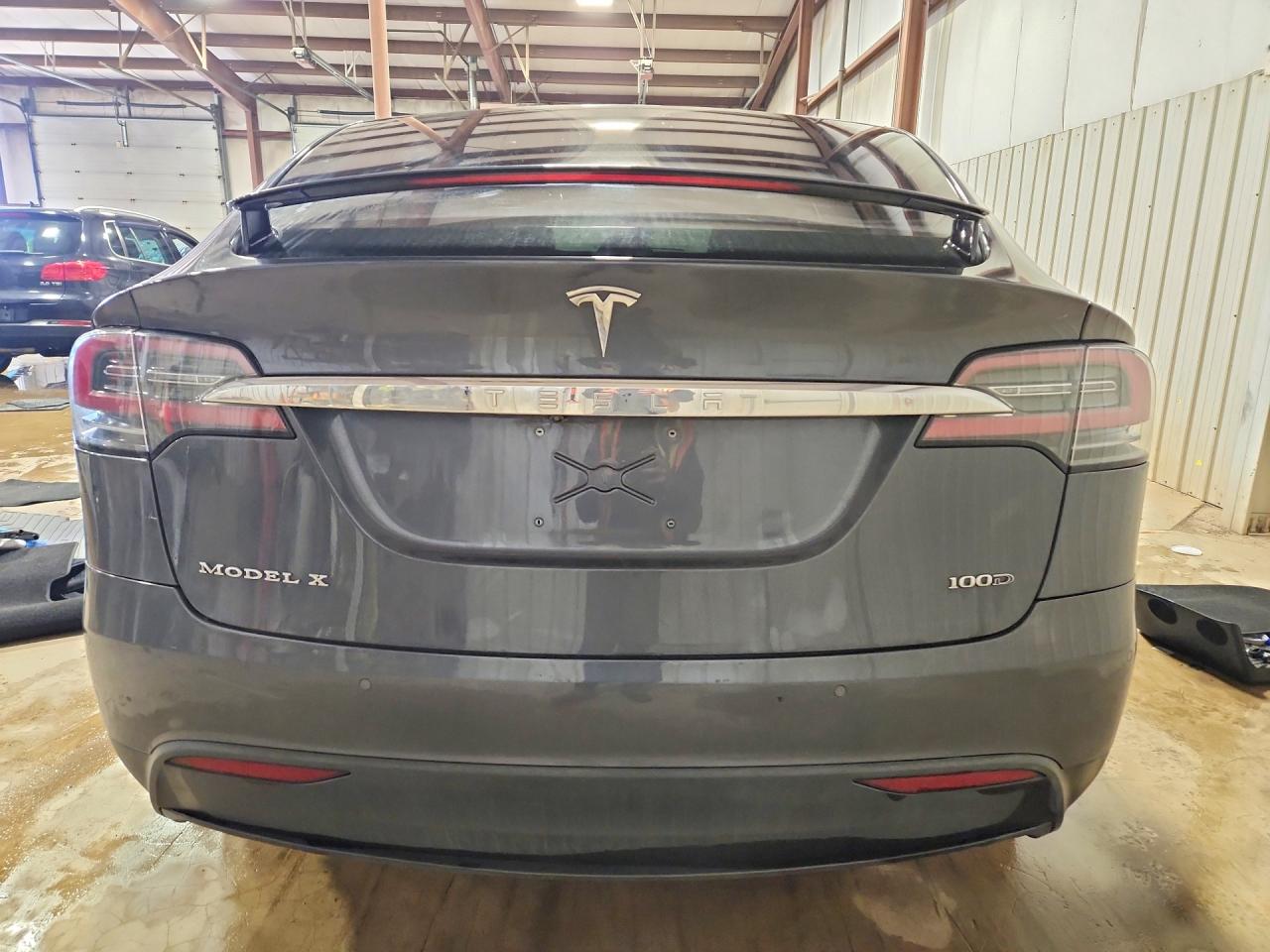 2018 TESLA MODEL X photo 6