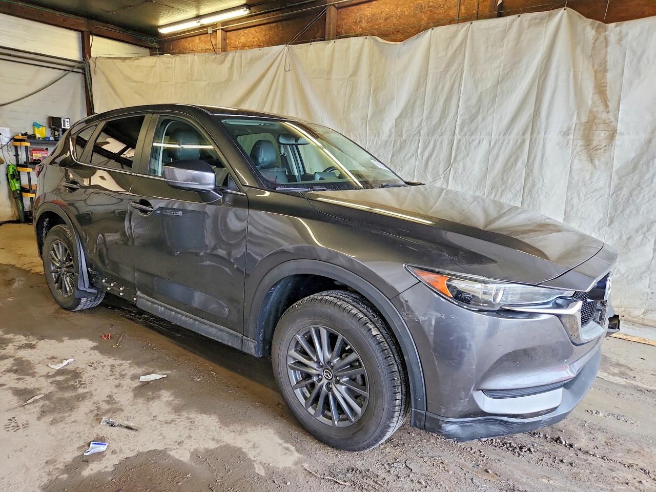2017 MAZDA CX-5 TOURING photo 4