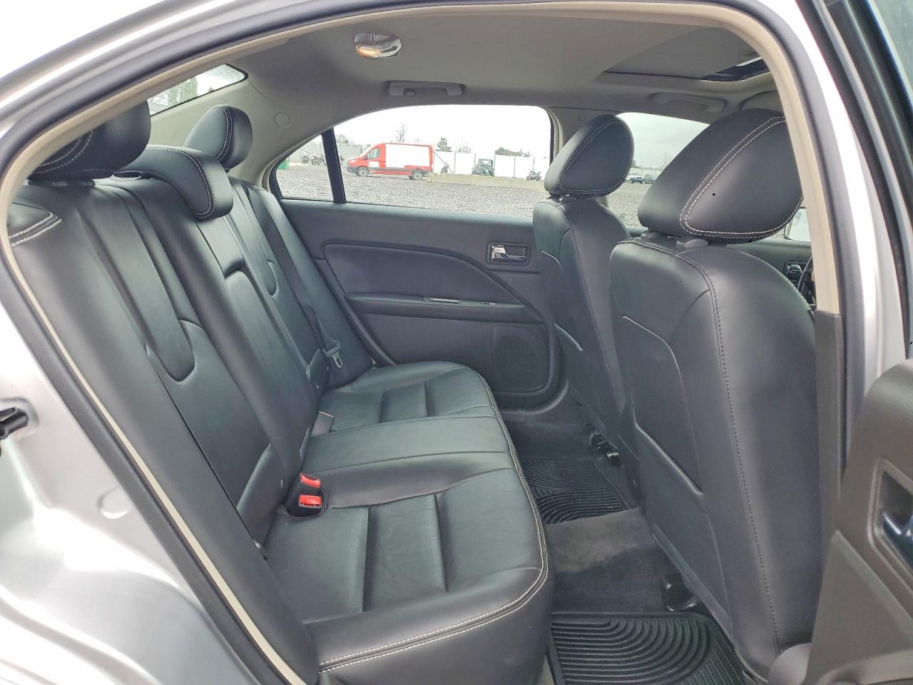 2011 FORD FUSION SEL photo 28