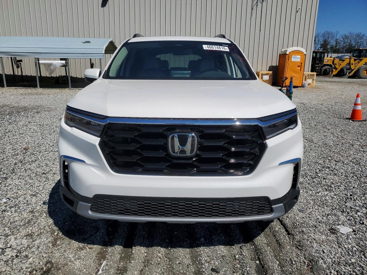 2025 HONDA PILOT TOURING photo 9