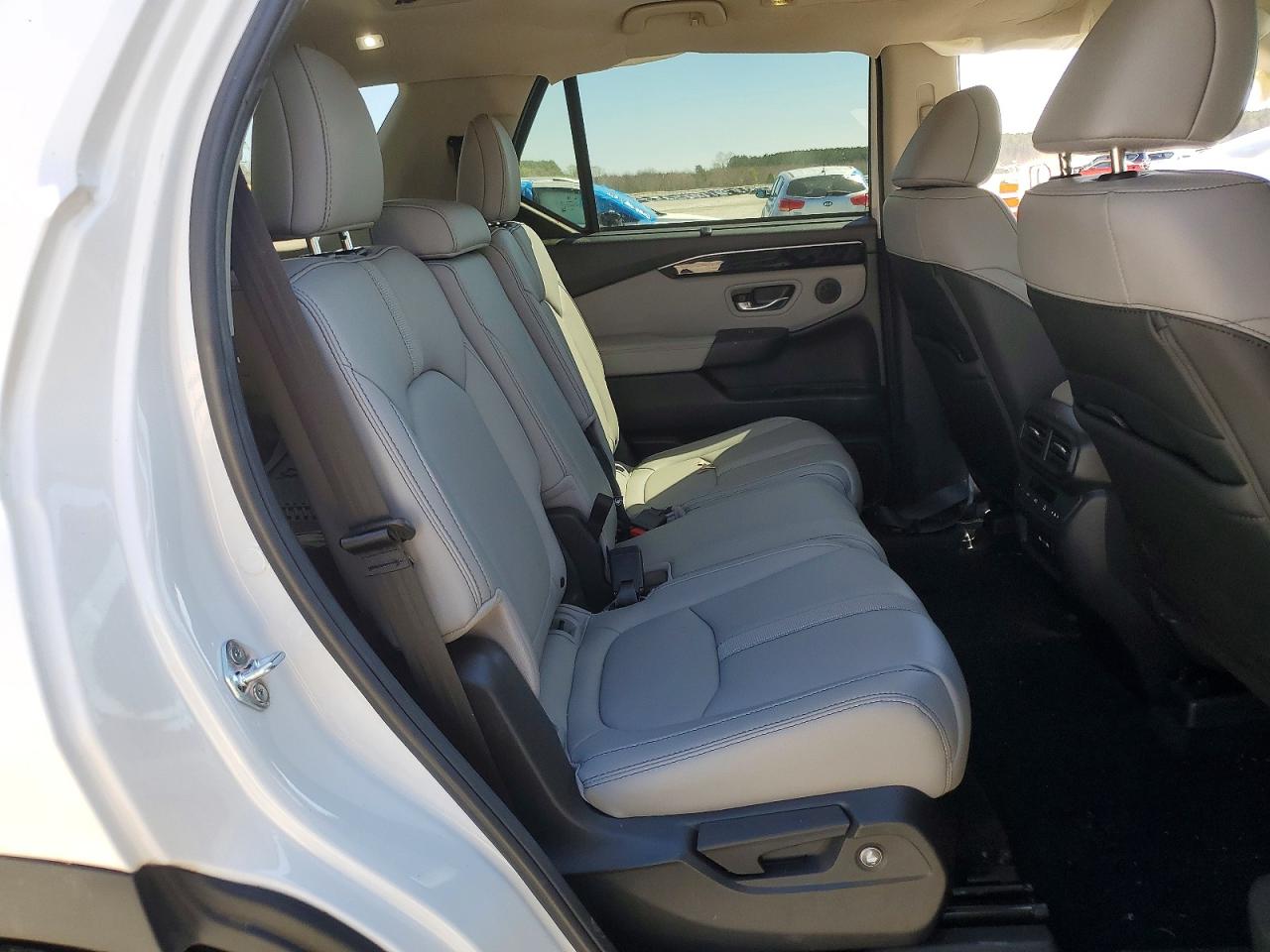 2025 HONDA PILOT TOURING photo 21