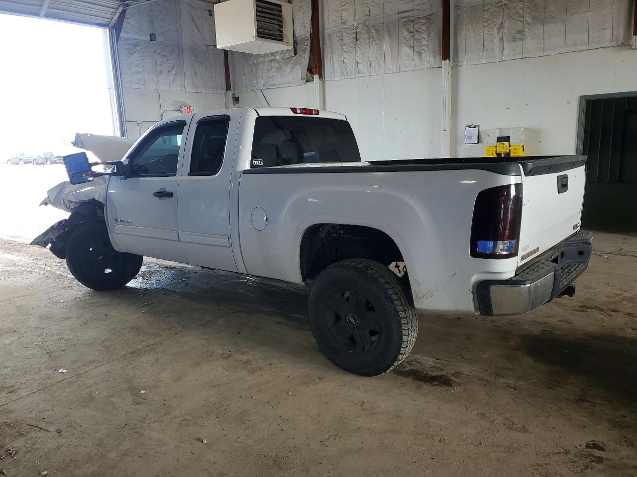2011 GMC SIERRA C1500 photo 3