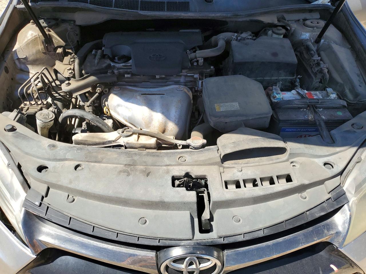 2016 TOYOTA CAMRY SE photo 21
