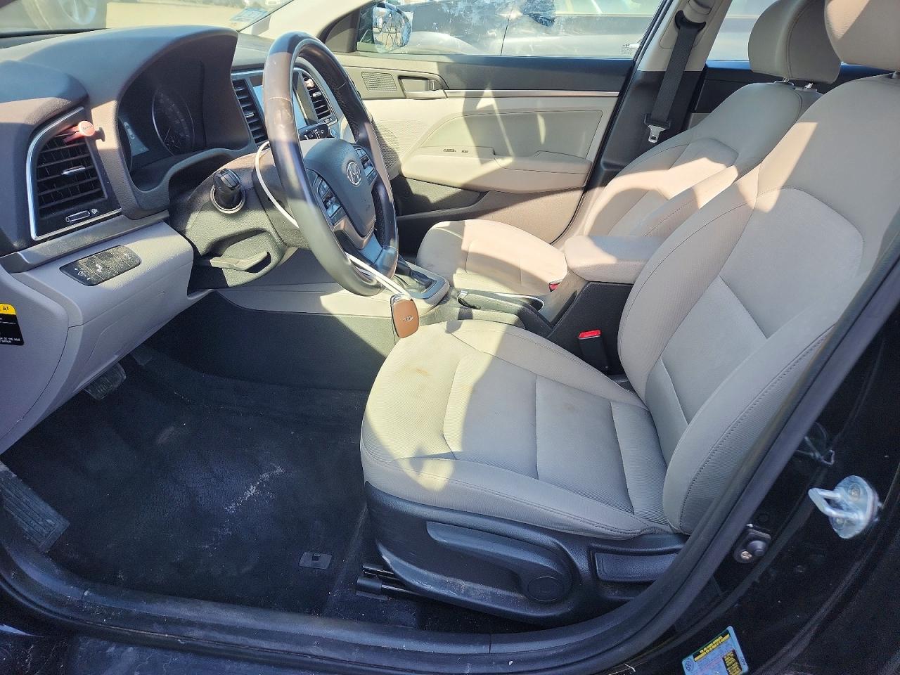 2018 HYUNDAI ELANTRA VALUE EDITION photo 13