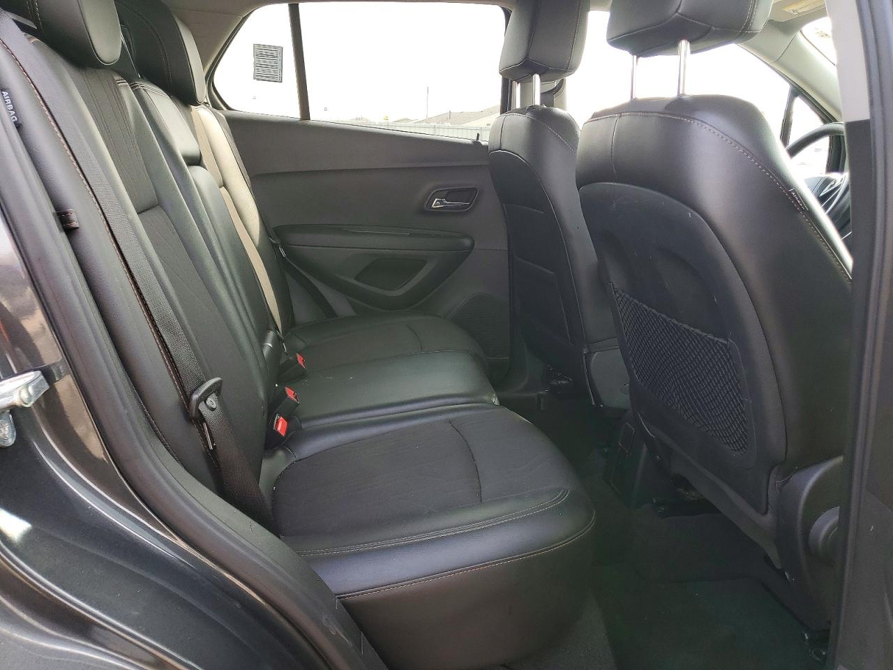 2017 CHEVROLET TRAX 1LT photo 11