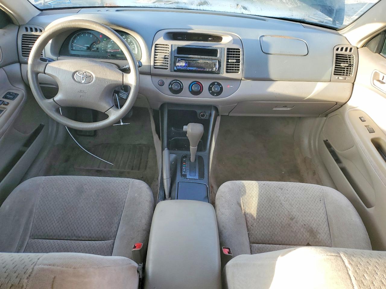2002 TOYOTA CAMRY LE V6 photo 15