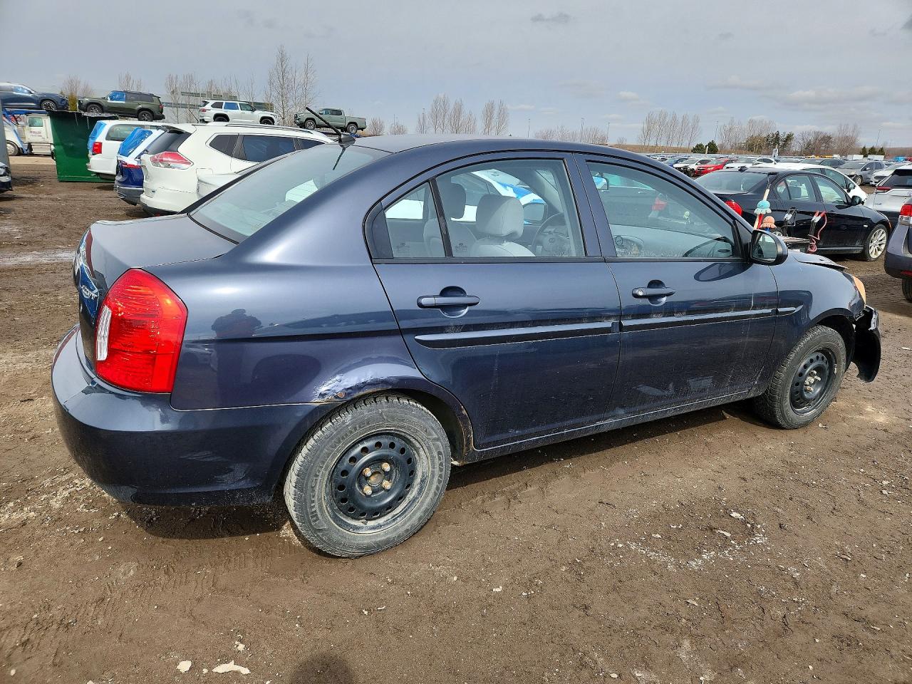 2009 HYUNDAI ACCENT GLS photo 5