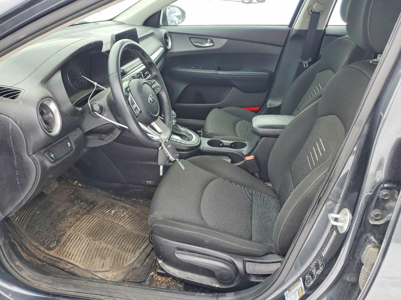 2021 KIA FORTE photo 19